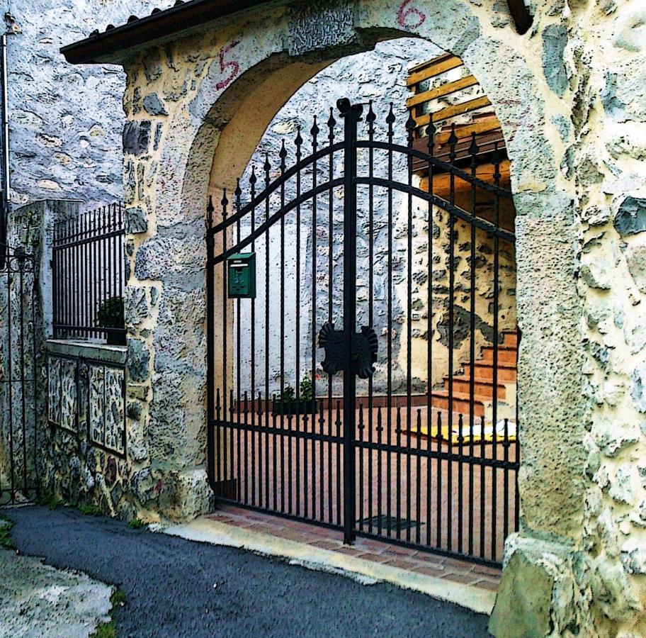 La Casa Sull' Altopiano Mountain Lake Iseo Hospitality Bossico Екстер'єр фото